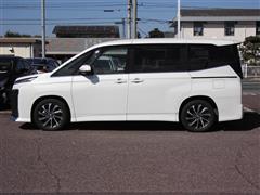 ヴォクシー ハイブリッド S-Z