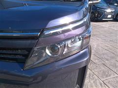 ヴォクシー ハイブリッド V