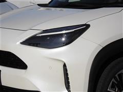 ヤリスクロス Z