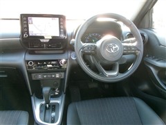 ヤリスクロスHV Z