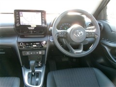 ヤリスクロスHV Z