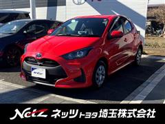 ヤリス ハイブリッド X