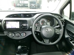 ヴィッツ Fセーフエディション3