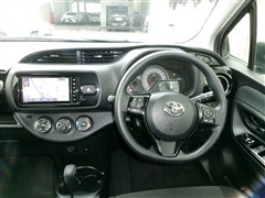 ヴィッツ Fセーフエディション3