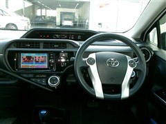 アクア G ブラックソフトレザー