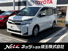 トヨタ ヴォクシー X