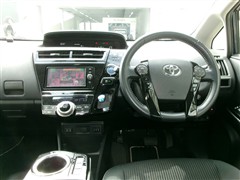 プリウスアルファSチューンブラック2