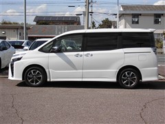 ヴォクシー ZS キラメキ3