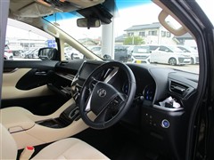 ヴェルファイアハイブリッド X