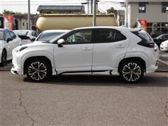 ヤリスクロス HV Z