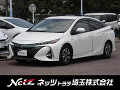 トヨタ プリウスPHV A