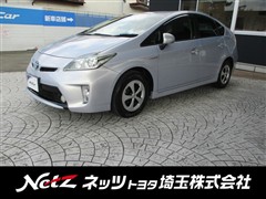 プリウス S