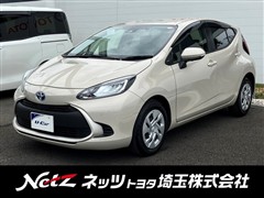 トヨタ アクア G