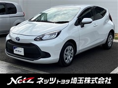 トヨタ アクア X