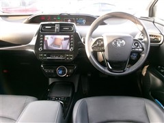 プリウスPHV A プレミアム