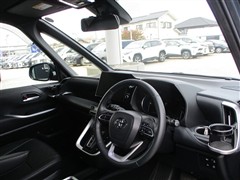 ヴォクシー ハイブリッド S-Z