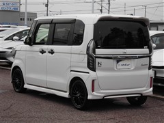 N-BOX カスタムG LターボHS