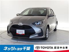 トヨタ　ヤリス X