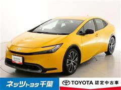 トヨタ　プリウス Z