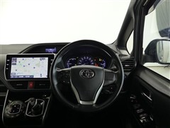 ヴォクシーHV ZSキラメキ2