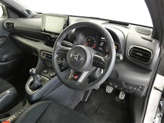 GRヤリス RZハイパフォ-マンス