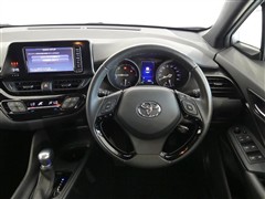 C-HR HEV S LEDパッケーシ