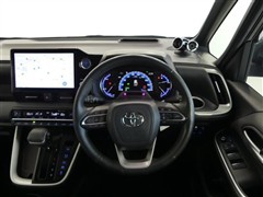 ヴォクシー HEV S-Z