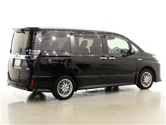 ヴォクシーHEV ZSキラメキ2