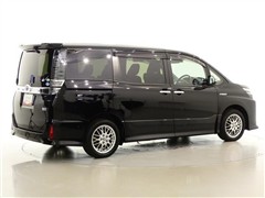 ヴォクシーHEV ZSキラメキ2