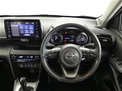 ヤリスクロス G