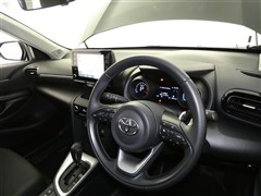 ヤリスクロス G