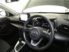 ヤリスクロス G