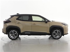 ヤリスクロス HEV Z