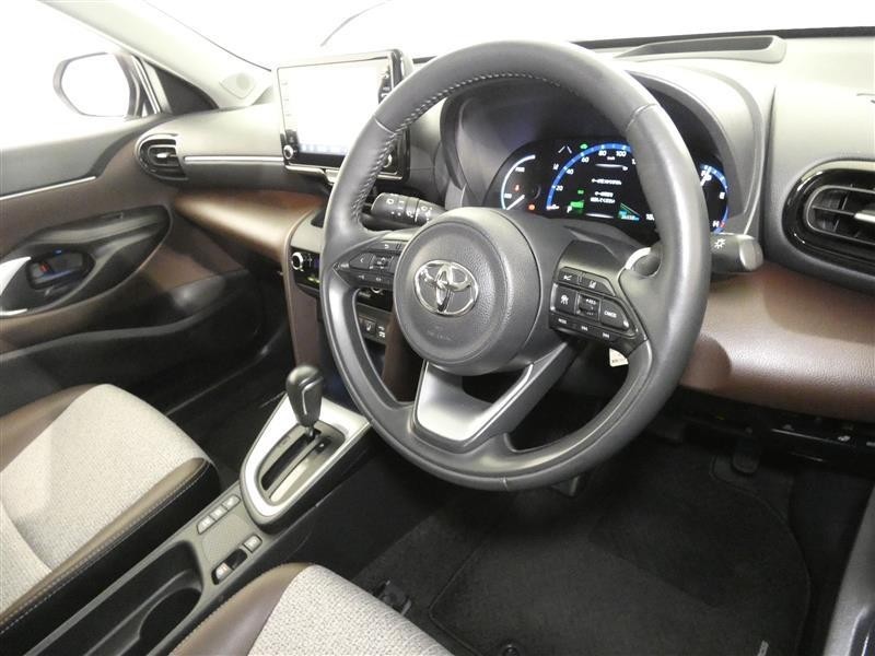 ヤリスクロス HEV Z（435016264202）の中古車 | トヨタ認定中古車