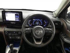 ヤリスクロス HEV Z