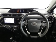 アクア S スタイルブラック