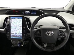 プリウスPHEV Aプレミアムナビ