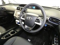 プリウス S ツーリングセレクション