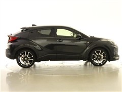 C-HR HEV S GRスポーツ