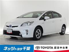 トヨタ プリウス S