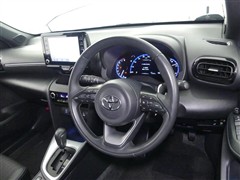 ヤリスクロス Z