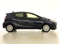 アクア S スタイルブラック