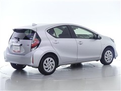 アクア S スタイルブラック