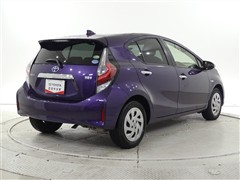 アクア S スタイルブラック