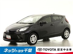 トヨタ　アクア X