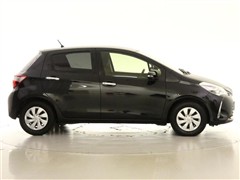 ヴィッツ Fセーフティエディション3