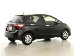 ヴィッツ Fセーフティエディション3