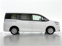 ヴォクシー HEV V