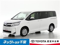 トヨタ ヴォクシー HEV V