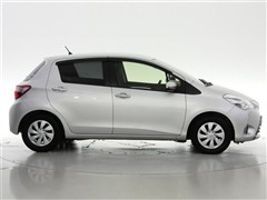 ヴィッツ Fセーフティエディション2